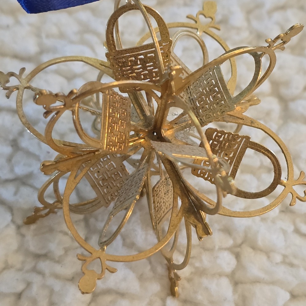 Longaberger Ornament Snowflake Basket 24kt‎ Gold Finish Holiday Christmas
